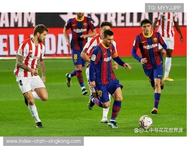 中路突破的艺术：西甲巴萨中路突破成功,前锋冷静施射得分背后的训练与信任