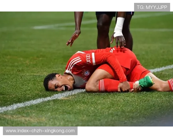 拜仁萨内下底传中后点补射得分：速度与默契成就的赛场对话