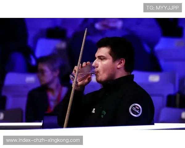 台球锦标赛产生新科冠军，19岁小将冷静发挥夺魁